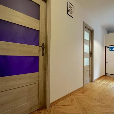 Array Room - 5 Minutes To Sopot Molo & Seaside Homestay *