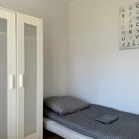 Homestay Array Room - 5 Minutes To Sopot Molo & Seaside