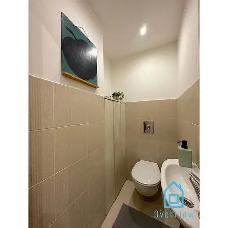 Array Room - 5 Minutes To Sopot Molo & Seaside Homestay *